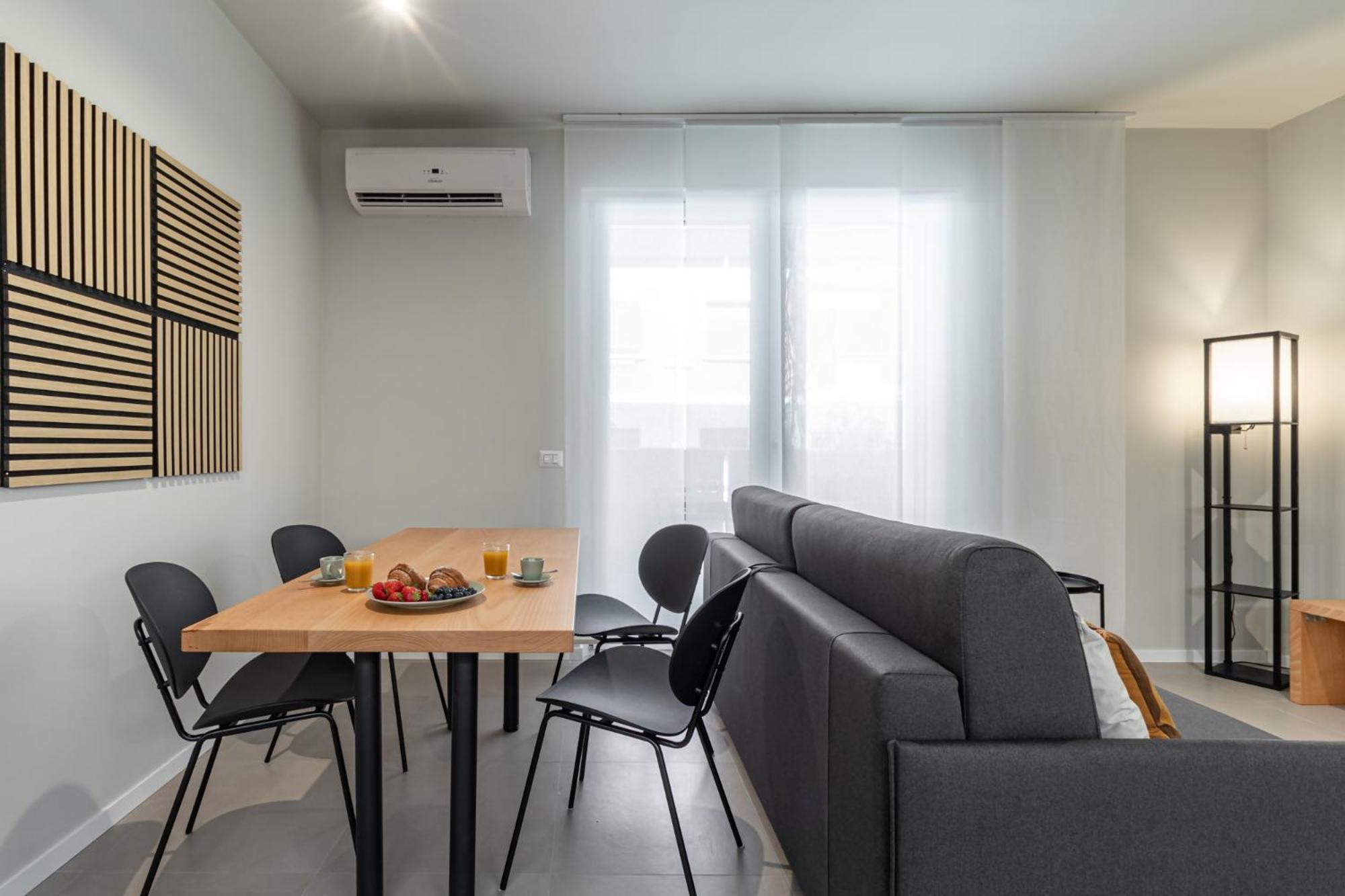 Free Parking Sweet Rhome Luxury Ac Apartment *